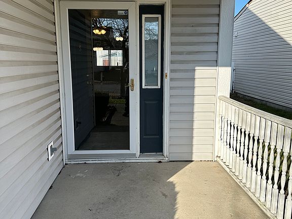 3rd image of 5412 Garth Dr