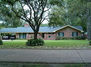 3332 Boyd Ave, Groves, TX 77619