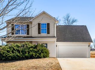 112 Blackbird Ln, Greenville, SC 29611