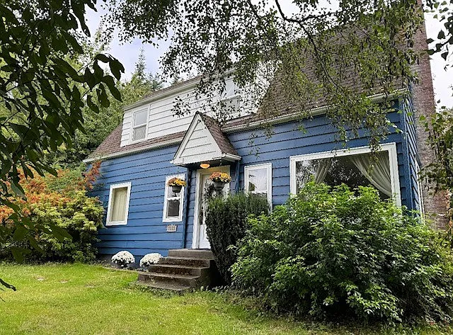Building Photo - 7223 61st Ave SE
