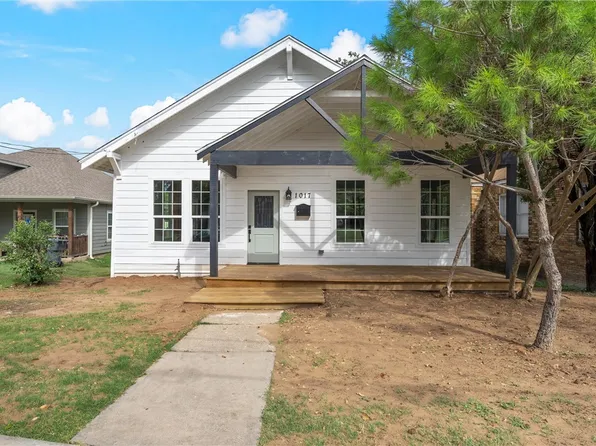 1017 N 15th St, Waco, TX 76707