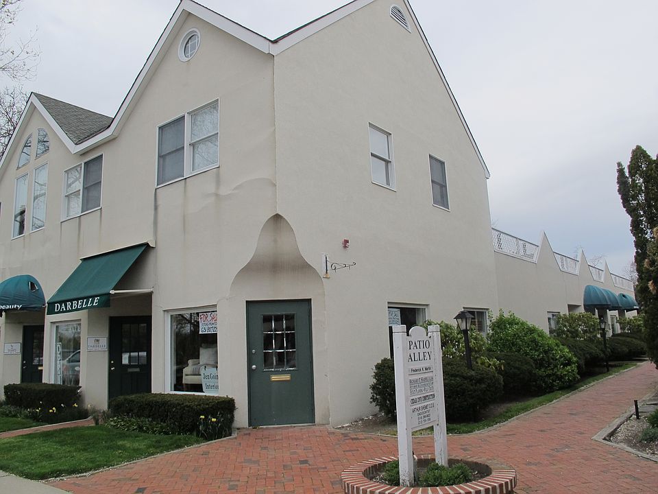 1st image of 48 Main St Ste E