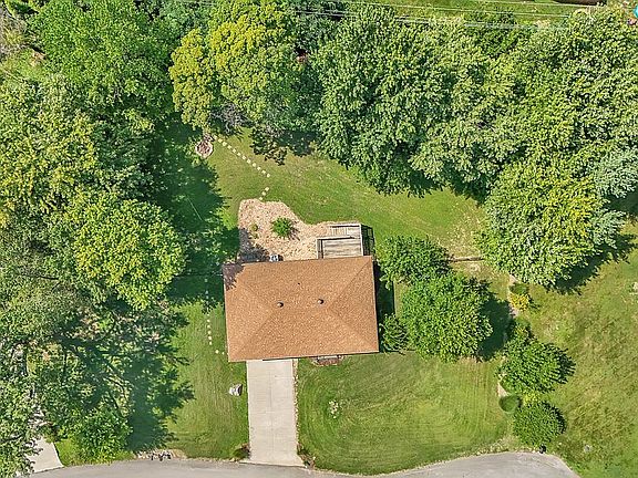 2nd image of 3019 Seminole Dr