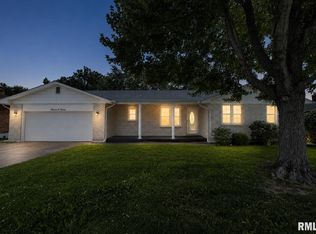 1107 Madonna Dr, Quincy, IL 62305
