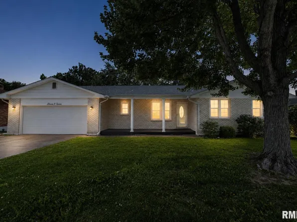 1107 Madonna Dr, Quincy, IL 62305