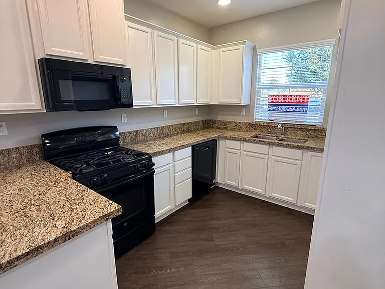 37350 Paseo Tulipa — Photo 5