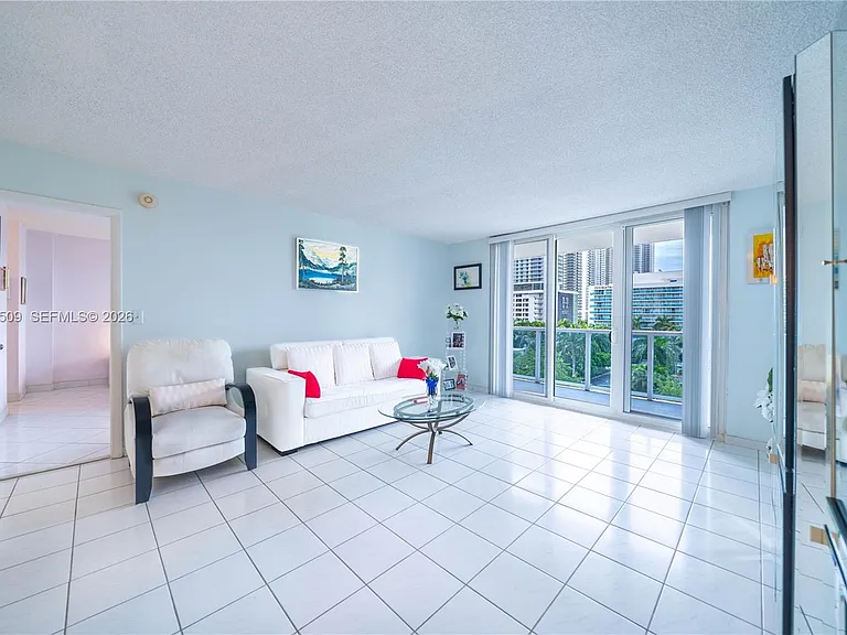 3800 S Ocean Dr #508 — Photo 5