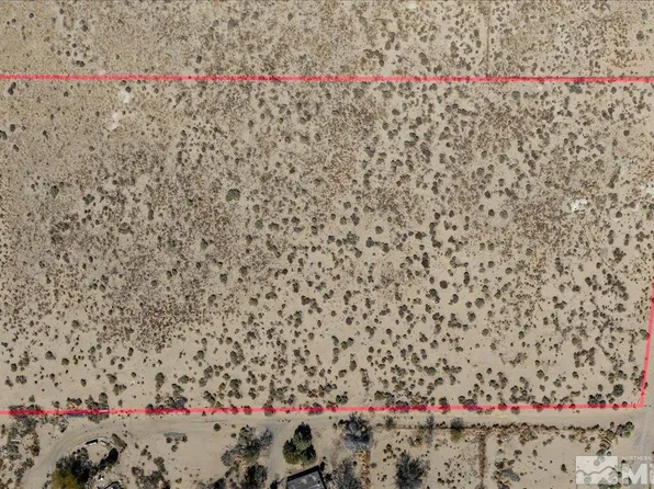 5595 Varney Ln, Silver Springs, NV 89429