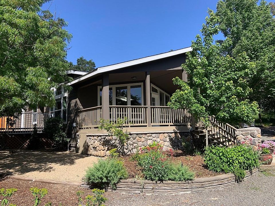 1063 La Grande Ave, Napa, CA 94558 Zillow