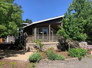 1063 La Grande Ave, Napa, CA