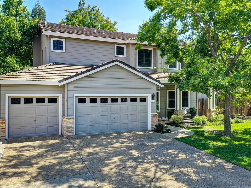 1st image of 325 Bloomfield Ct
