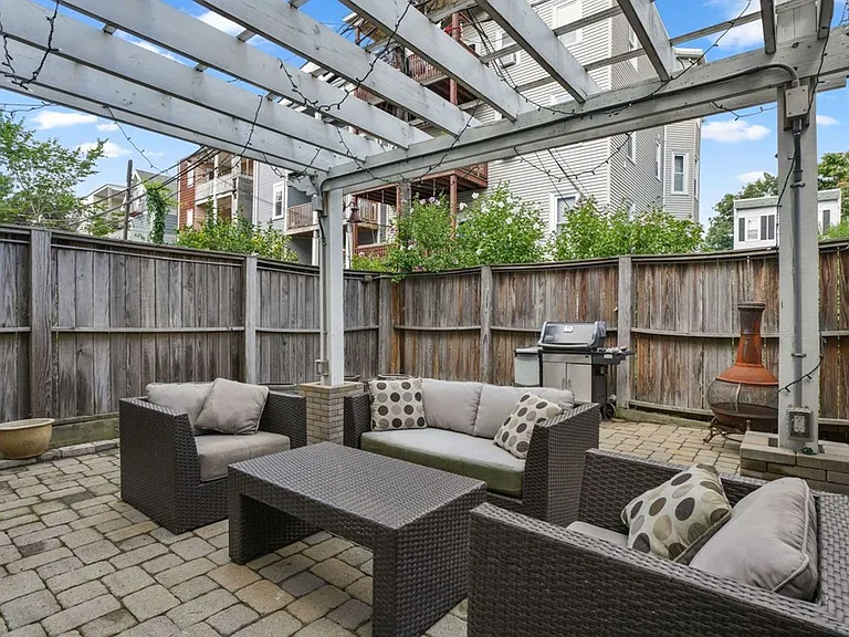 15 Howell St #1 — Photo 24