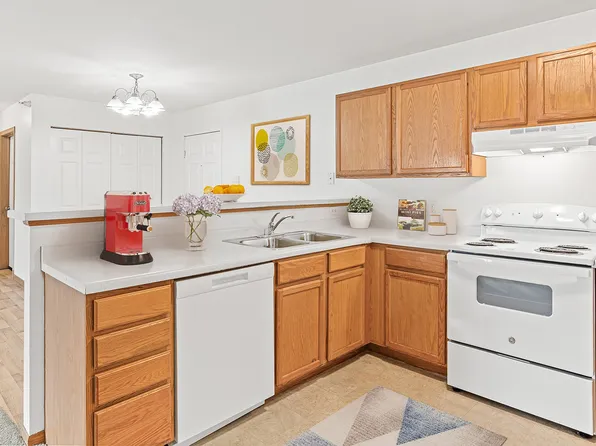 Rum River Apartments, 603 3rd Ave NW #601-211, Isanti, MN 55040