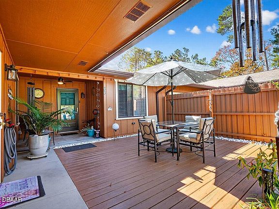 5th image of 33 Lakepoint Cir