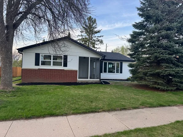 102 Lynn Dr, Appleton, WI 54915