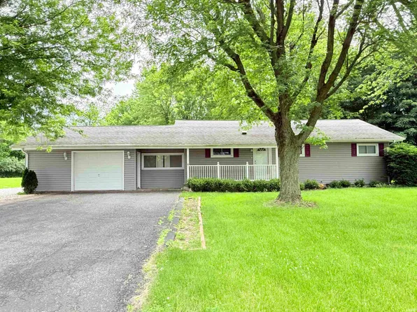 806 N Tippy Dr, Marion, IN 46952