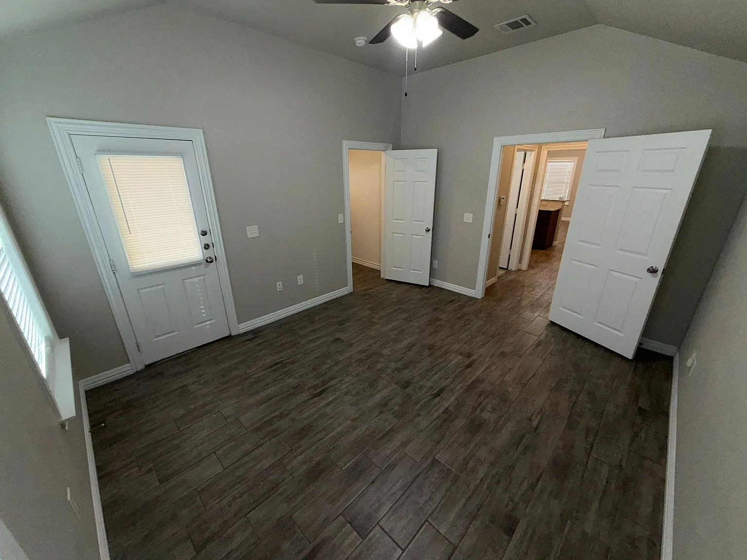 3353 Addison Way — Photo 2