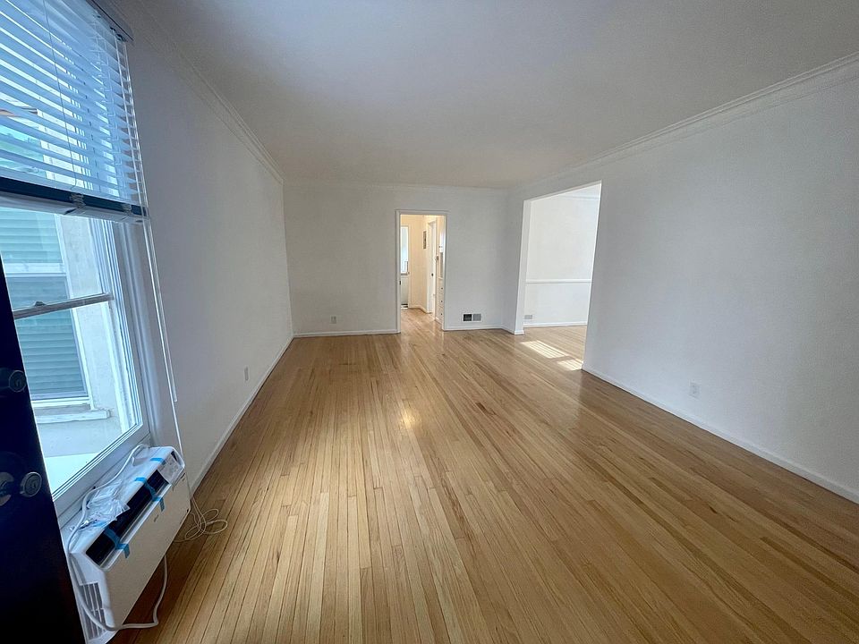 1st image of 1266 N Laurel Ave APT 4