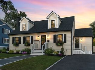 50 Holland St, Winchester, MA 01890