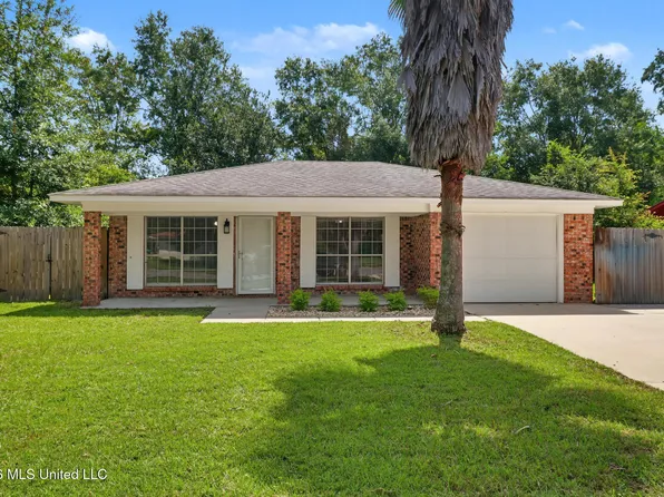 32 Brittany Ct, Gulfport, MS 39503