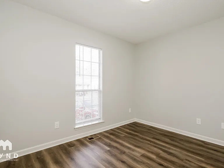 710 Greyson Dr — Photo 11