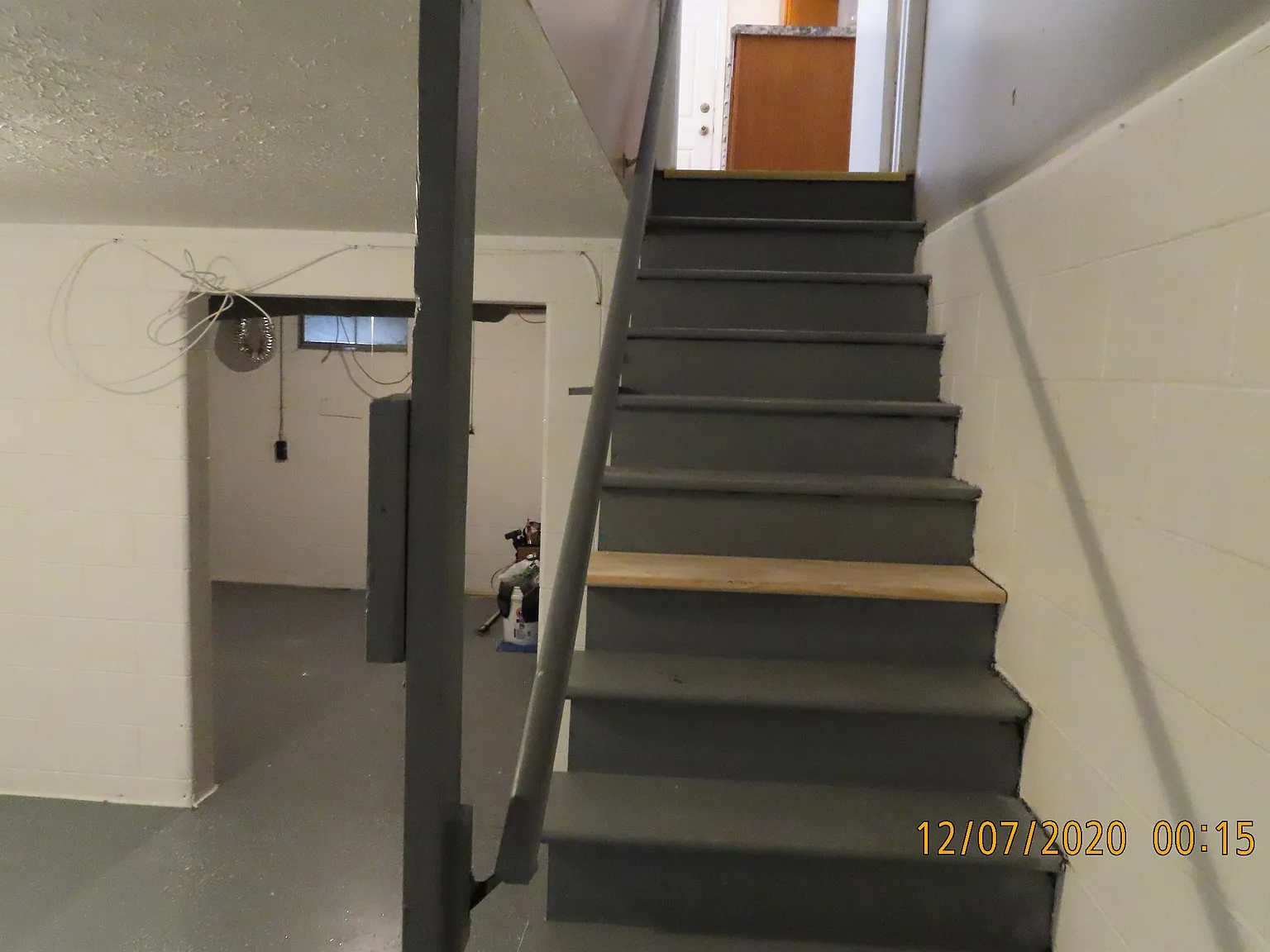 905 North Meadows Court - C — Photo 3