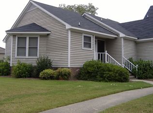 100 Willow Oaks Ct, Rocky Mount, NC 27804
