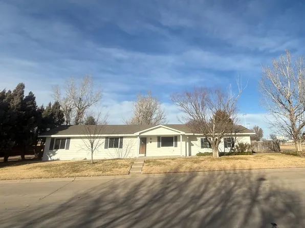 502 E 15th St, Hugoton, KS 67951