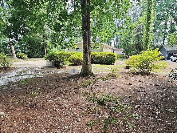 2nd image of 3401 Rogers Dr