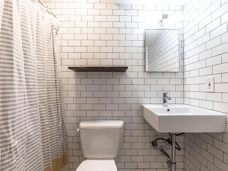 1520 Pennsylvania Ave SE #1F — Photo 14