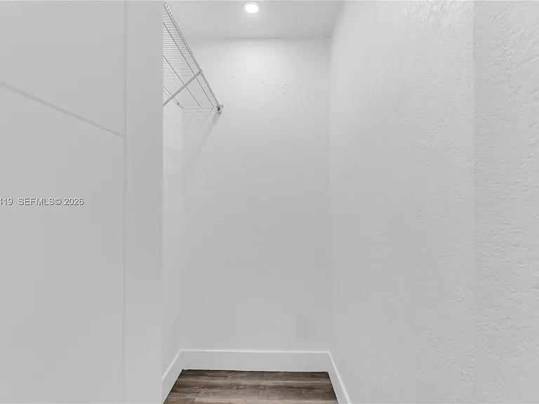2600 NW 108th St — Photo 28