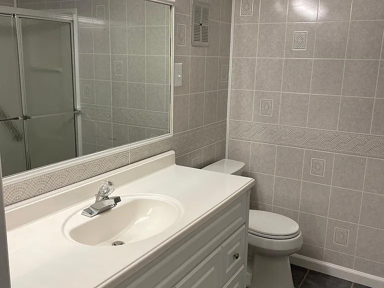 Full Bath2