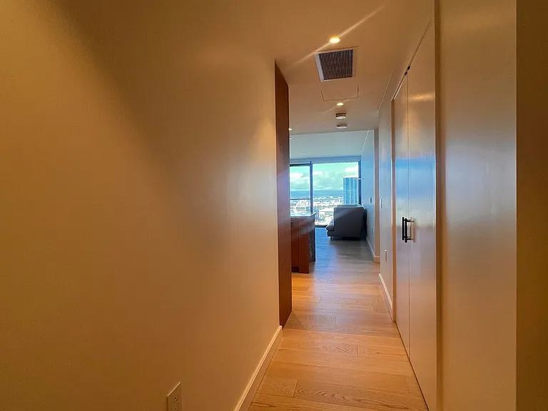 1100 Ala Moana Blvd #2305 — Photo 7