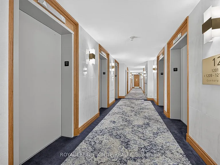 24 Wellesley St W #1206 — Photo 8