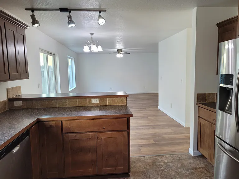 2470 Herrington Way — Photo 8