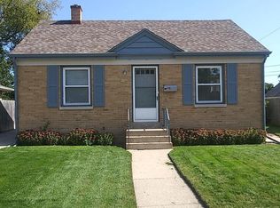 1129 Rode Ave, Racine, WI 53404