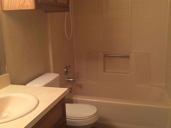 5th image of 9618 Elmwood Ave
