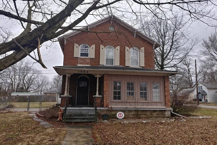 1002 S Indiana St photo 1