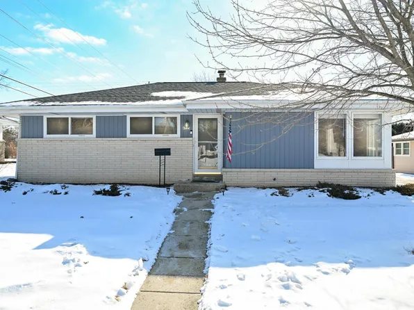 6125 Middleton COURT S S, Greendale, WI 53129