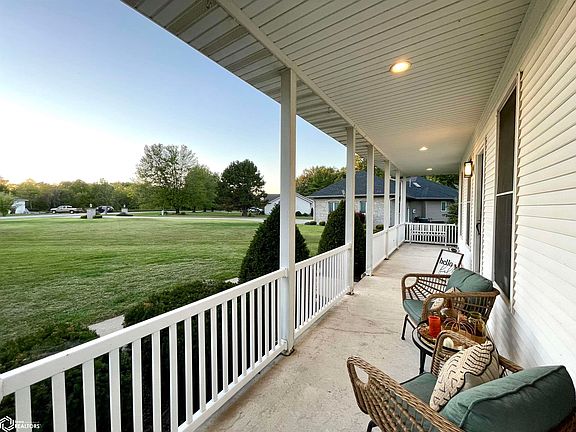 5th image of 2158 N Fork Dr