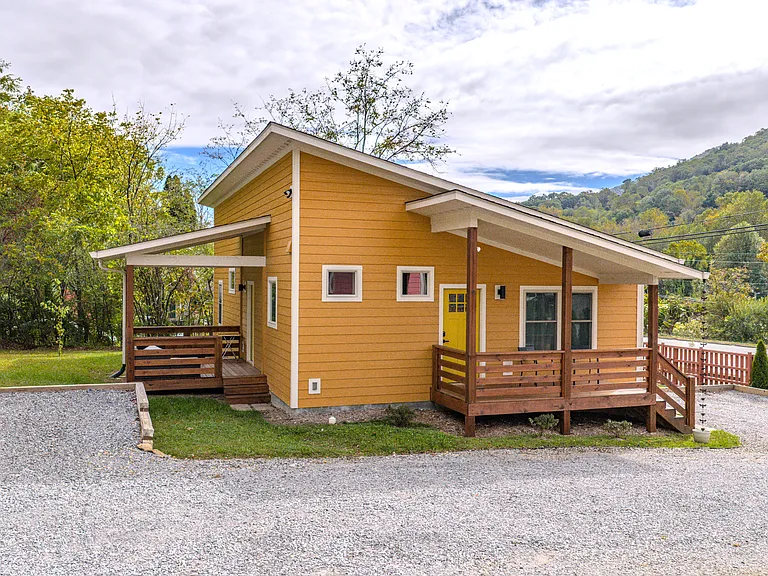 7 Sylvanella Ln — Photo 86