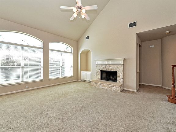 2nd image of 5829 Medicine Creek Dr