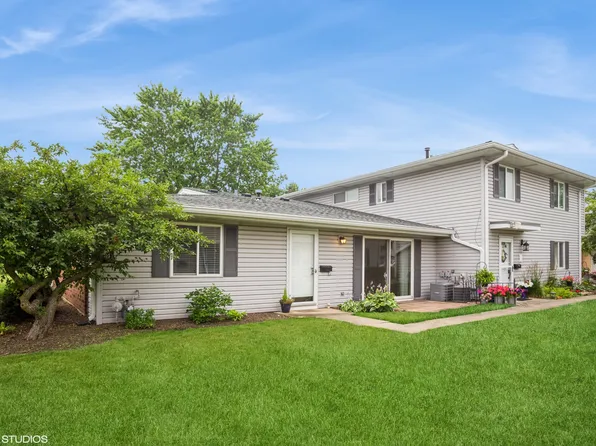 135 Barcliffe Ln #0, Schaumburg, IL 60194