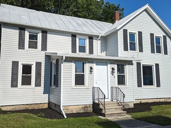 121 N Main St, Gibsonburg, OH 43431