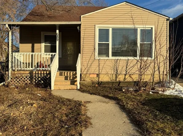 689 N Lincoln Ave, Aurora, IL 60505