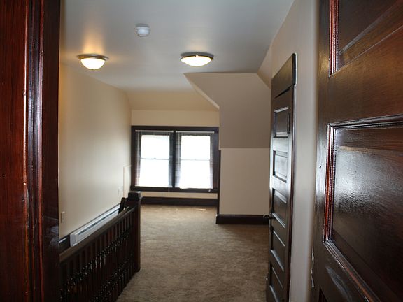 5th image of 65-67 Warren St #65