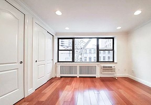 5th image of 209 E 59th St #N4g