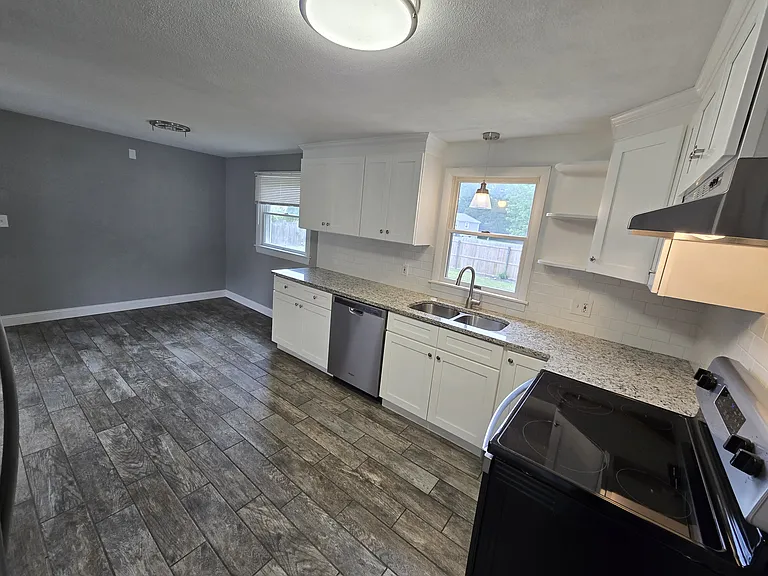 More Kitchen