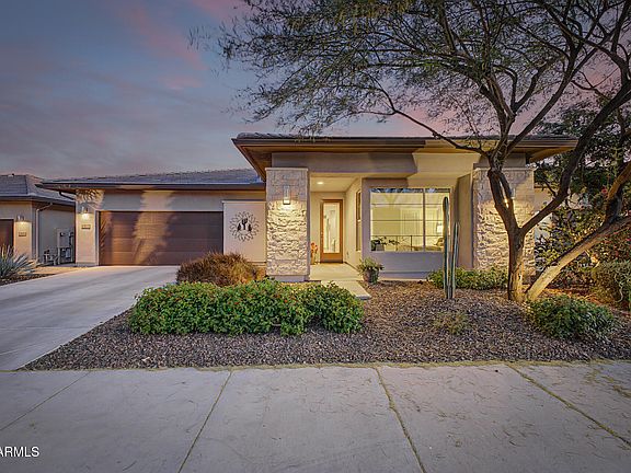 2nd image of 13177 W Hummingbird Terrace
