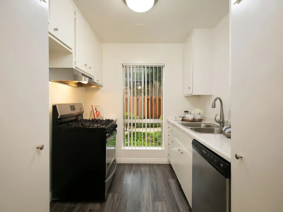 2324 & 2332 Elden Ave